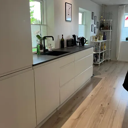 Hyggeligt Vaerelse, Egen Indgang & Gode Faciliteter Pansiyon *